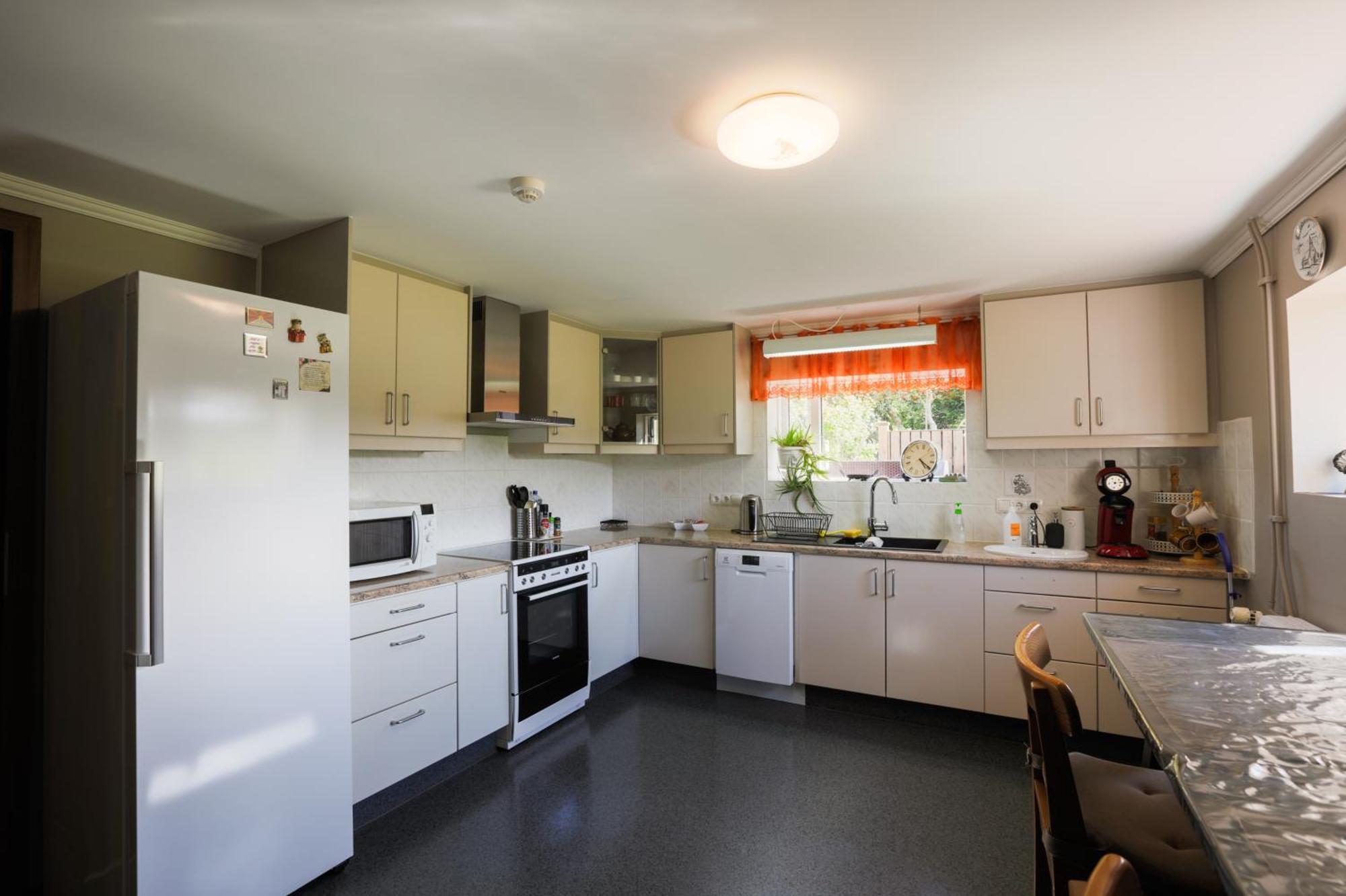 Karuna Guesthouse Saudarkrokur Bagian luar foto