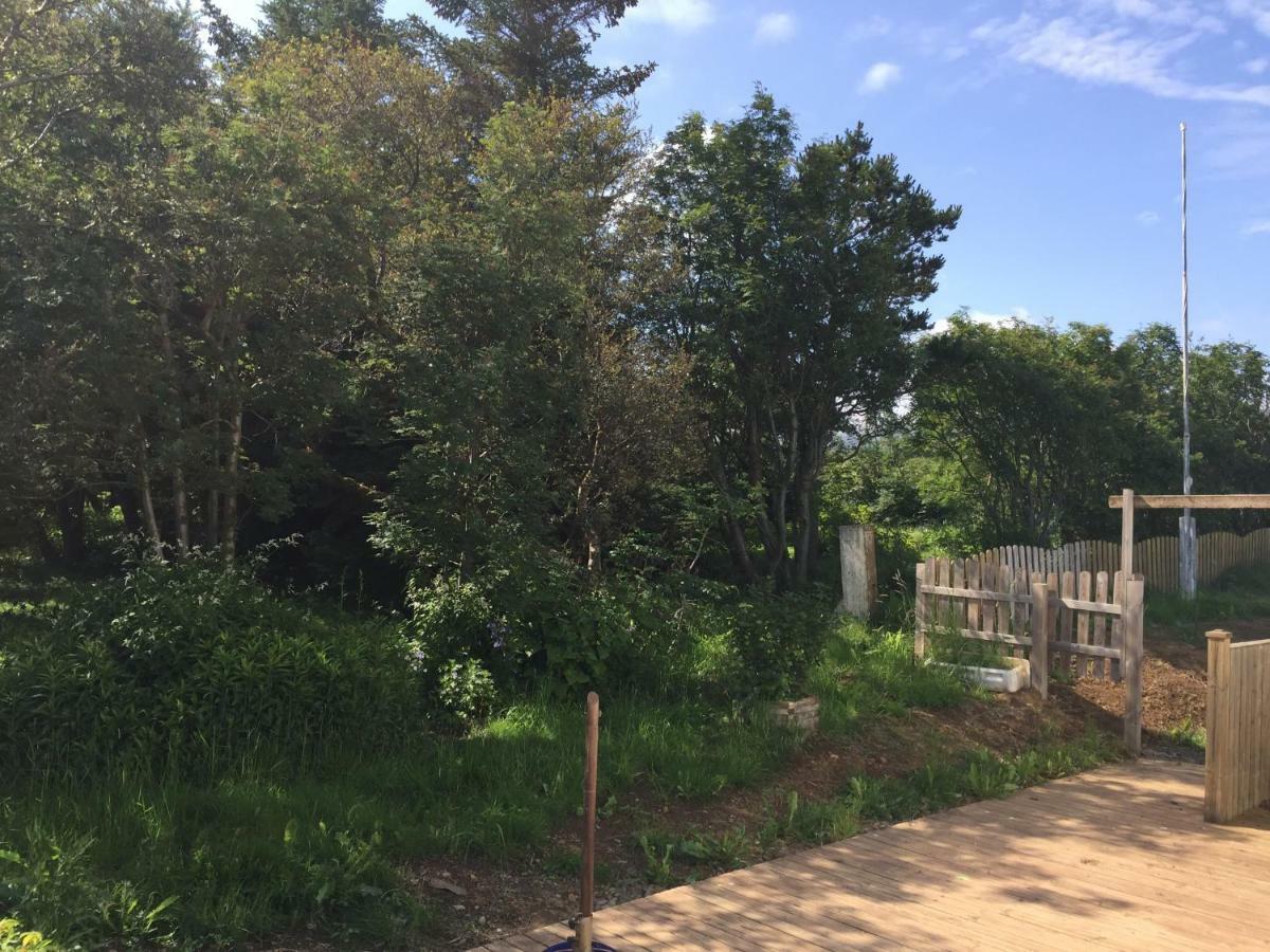 Karuna Guesthouse Saudarkrokur Bagian luar foto
